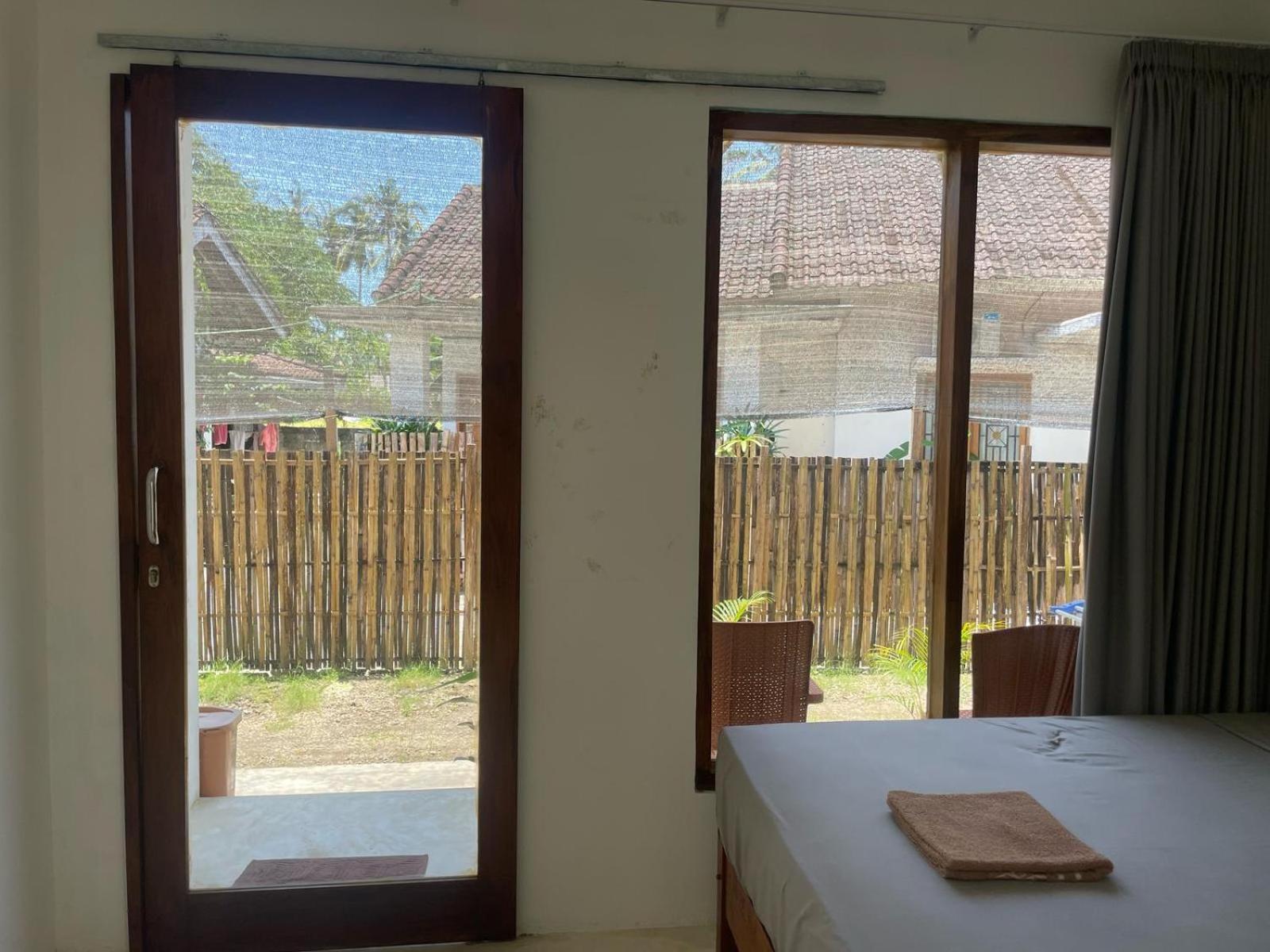 The Corner Homestay Kuta  Kültér fotó