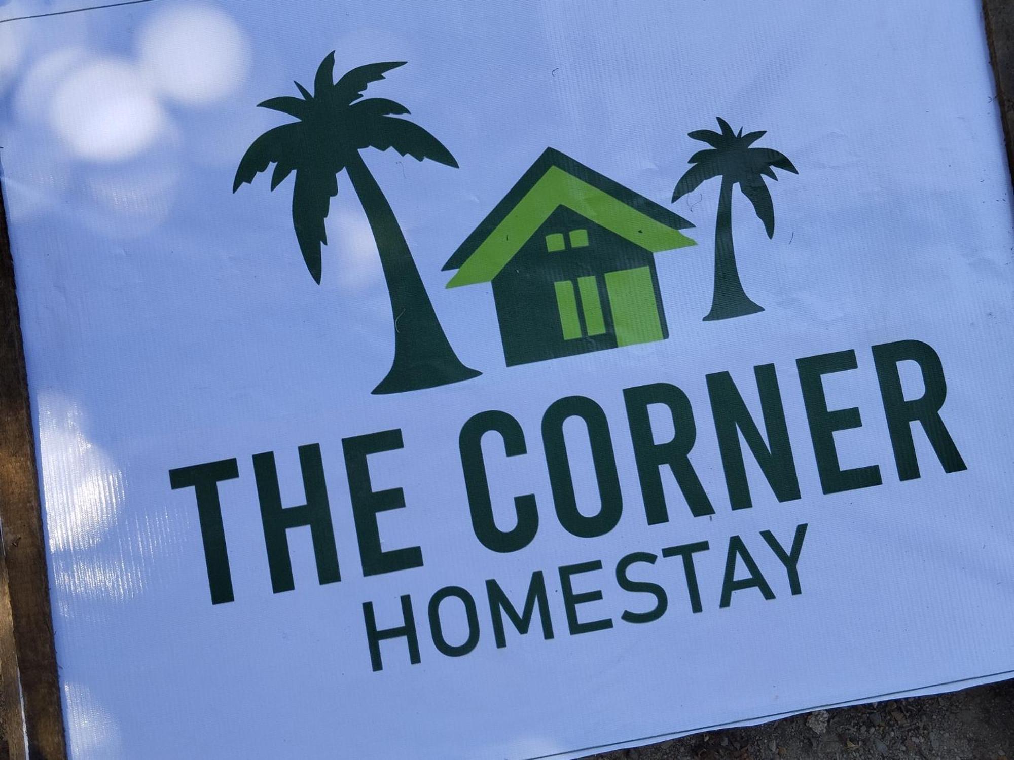 The Corner Homestay Kuta  Kültér fotó